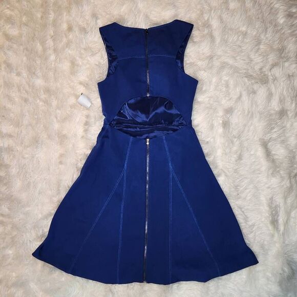 New Trina Turk Delphine Cutout Ponte Fit & Flare Dress - Picture 11 of 13